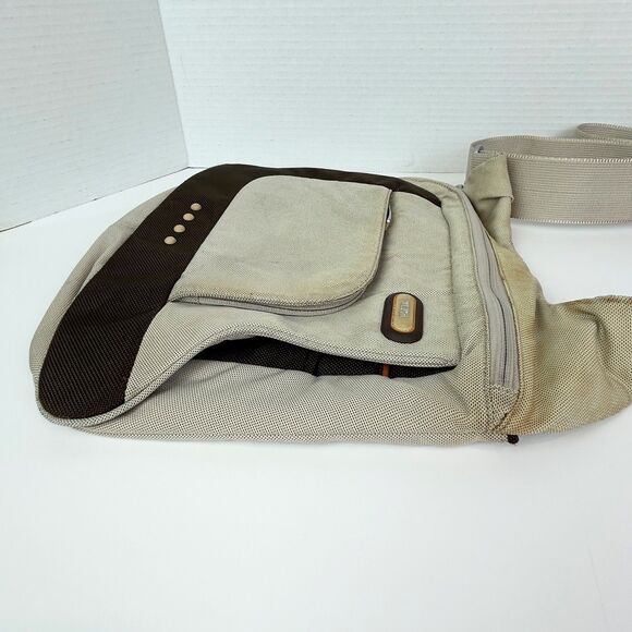 Tumi T Tech Flow Flap Crossbody Bag Nylon Beige Travel Handbag Messenger Purse - Picture 7 of 16